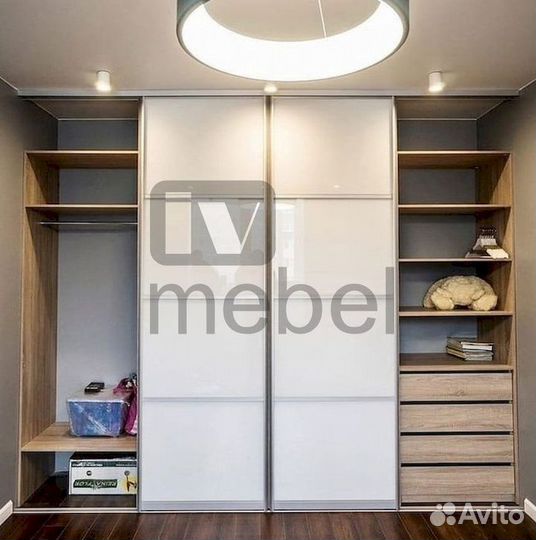 Шкаф в прихожую