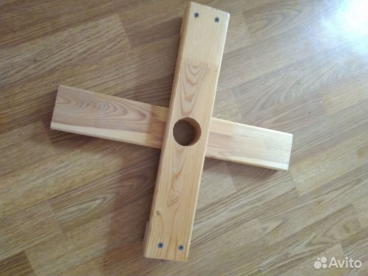 Подставка под ёлку