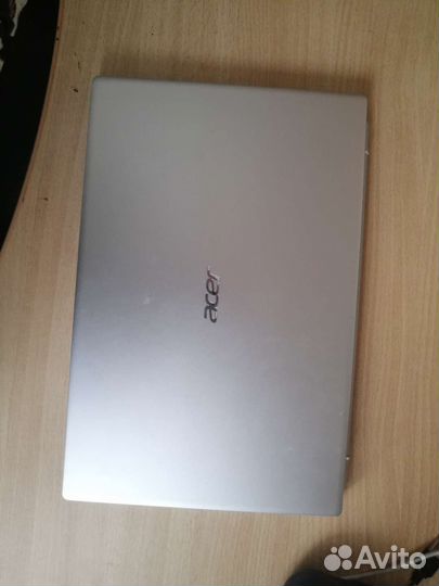 Acer swift 1 4гб/128гб