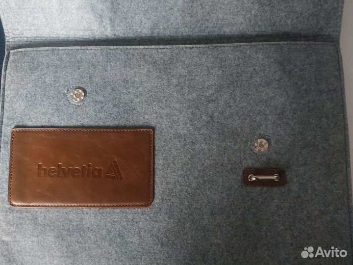 Чехол для ноутбука и документов Helvetia