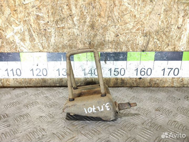 Кронштейн Mitsubishi L200 2006-2016