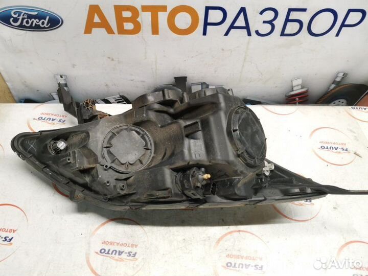 Фара галогеновая передняя левая Honda Cr-V 2.0