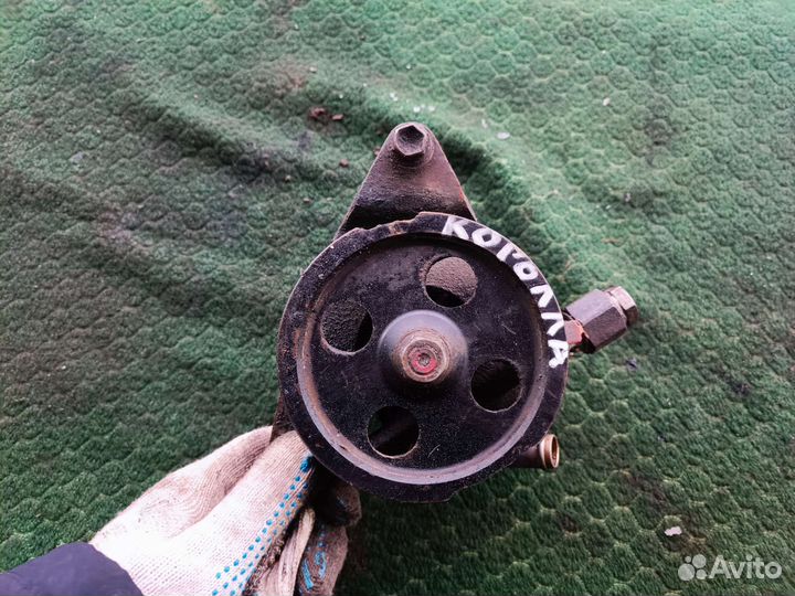 Насос гура Тойота королла 8 Е 110 2000г