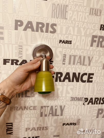 Светильник (Бра) на стену, с лампой зеленой