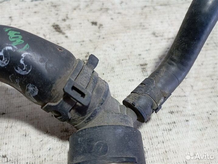 Патрубок системы охлаждения Audi Q5 8R 2.0 CNC