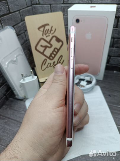 iPhone 7, 32 ГБ