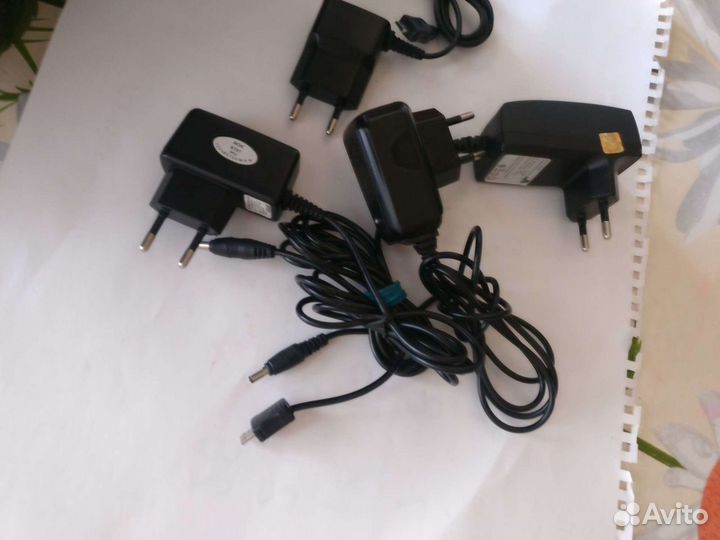 Зарядные устройства от телефонов