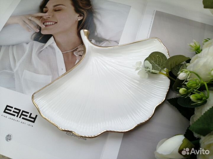 Декоративная подставка лист Гинкго