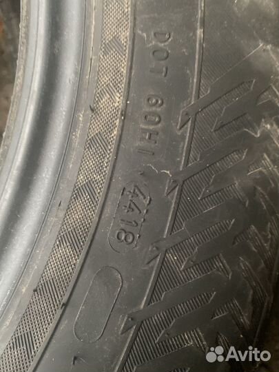 Nokian Tyres Hakkapeliitta 8 SUV 225/65 R17