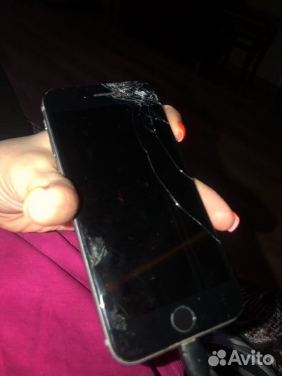 iPhone 6S, 16 ГБ