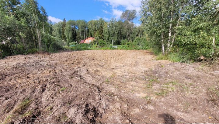 Участок 8,2 сот. (СНТ, ДНП)