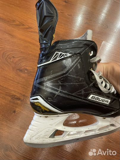 Хоккейные коньки bauer supreme s180
