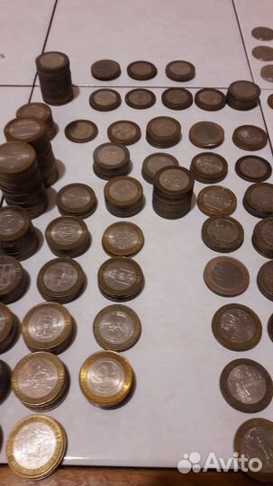 Юбилейные монеты