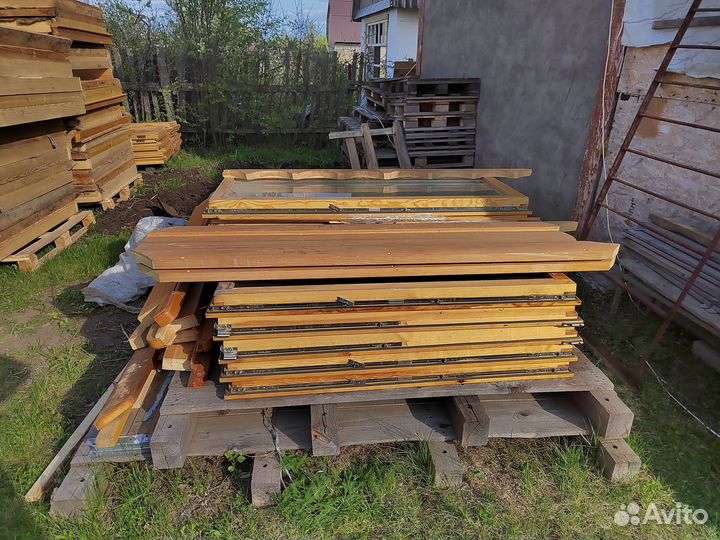 Деревянные оконные блоки из массива дуба