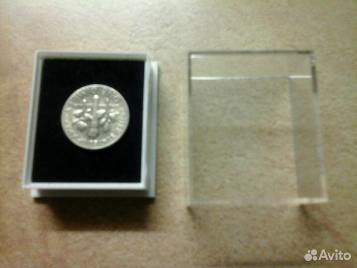 Монета One Dime liberty 1966 г