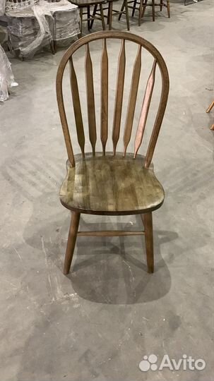 Стул деревянный