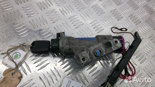 Замок зажигания skoda roomster 1 (91K08J101)