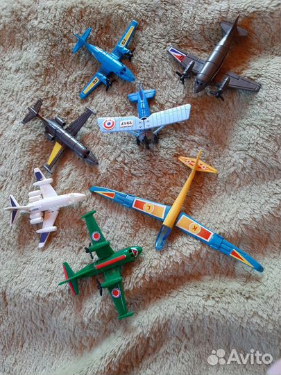 Игрушки из киндера 90х