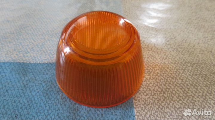 Стекло поворотника для мотоцикла