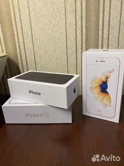 Коробки от iPhone 6s и iPhone 7