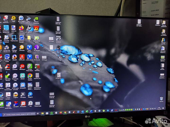 Монитор LG 27