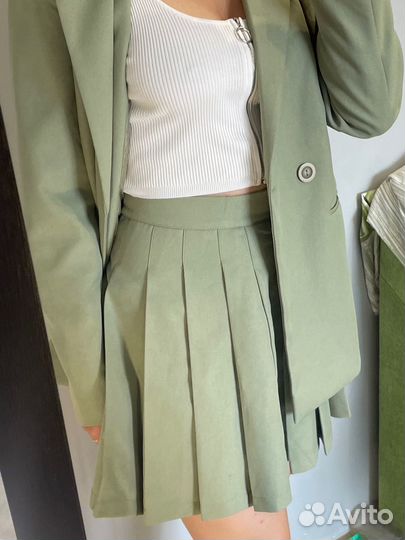 Костюм двойка с юбкой