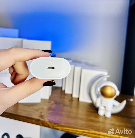 Блок питания для iPhone 20w (цена актуальна)
