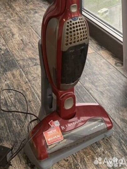 Ручной пылесос Electrolux Plus ZB2943