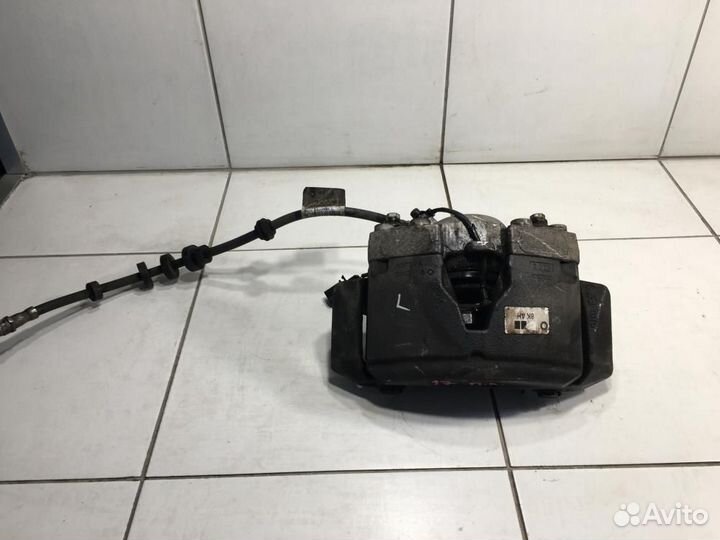 Суппорт передний левый Audi A5 8T 8TA