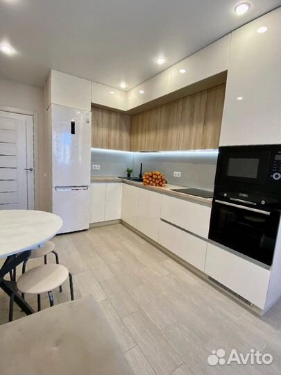 П образная кухня на заказ. Фабрика