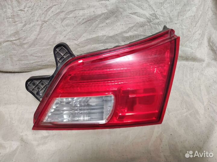 Subaru Legacy Outback B14 фонарь левый целый ориг