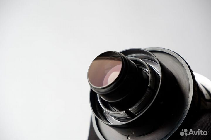 Angenieux 25-250mm f/3.2 Zoom 10x25 T2