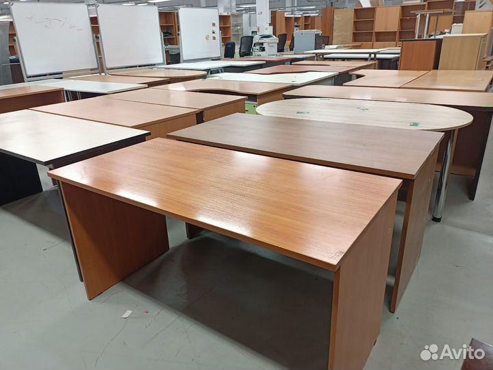 Столы офисные, много, Б.У