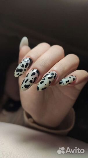Маникюр Педикюр наращивание ногтей