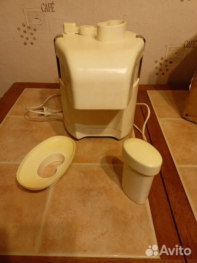 Электро-соковыжималка журавинка