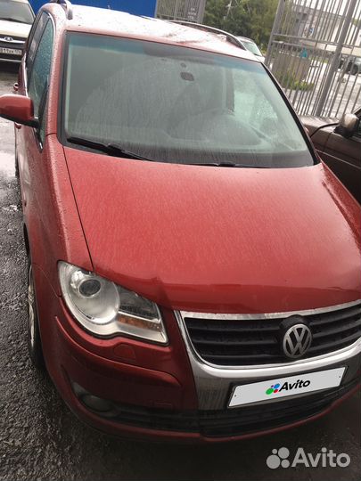 Volkswagen Touran 2.0 AMT, 2009, 205 000 км