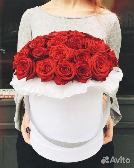 Коробка цветов, 9 роз в коробке, цветы в коробке