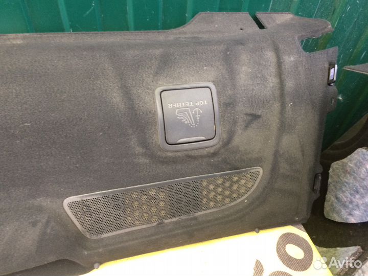 Полка задняя Citroen C4 B7 седан