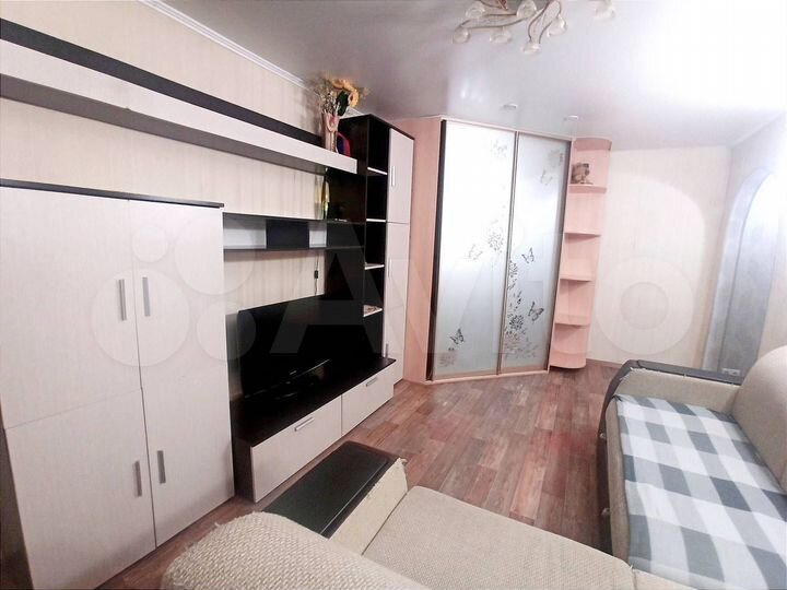 2-к. квартира, 45 м², 1/9 эт.