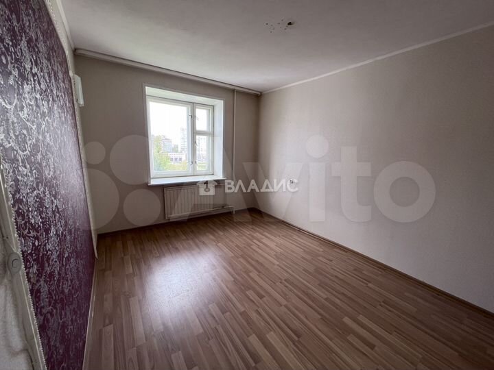 2-к. квартира, 50 м², 8/9 эт.