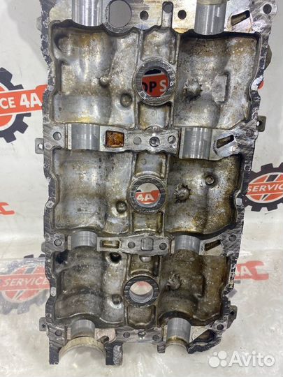 Крышка головки блока цилиндров левая Mercedes-Benz