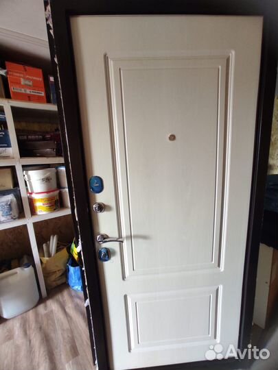 Дверь входная металлическая