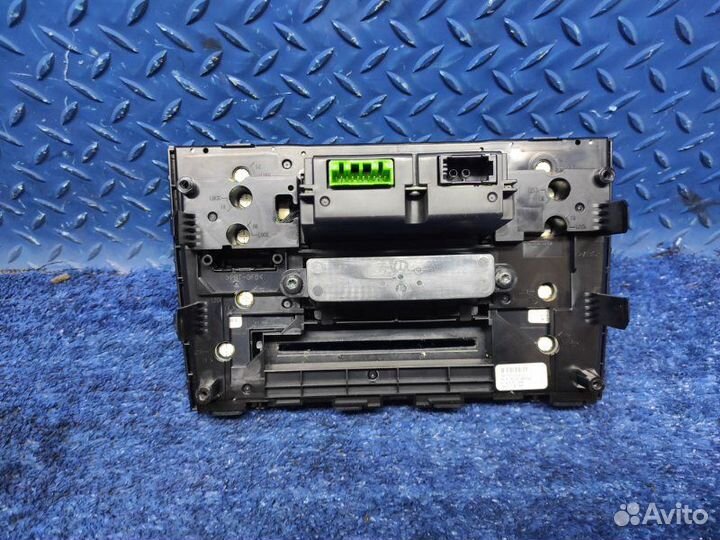 Блок управления магнитолой Volvo Xc90