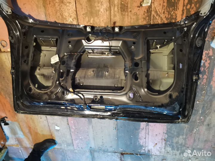 Opel zafira b задняя дверь