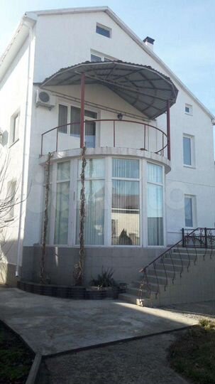 Дом 552 м² на участке 5,2 сот.