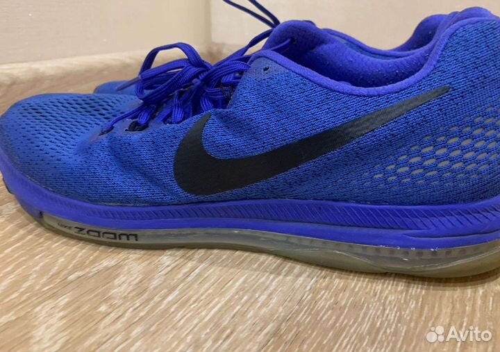Nike zoom all out