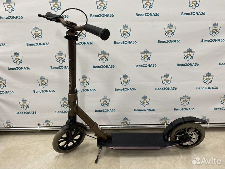 Самокат с ручным тормозом Sport 230