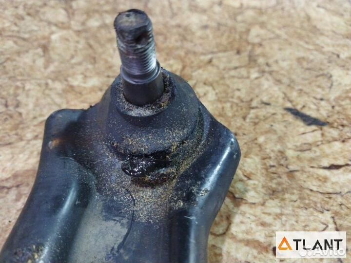 Рычаг передний правый honda that'S