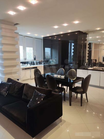 2-к. квартира, 97 м², 6/9 эт.