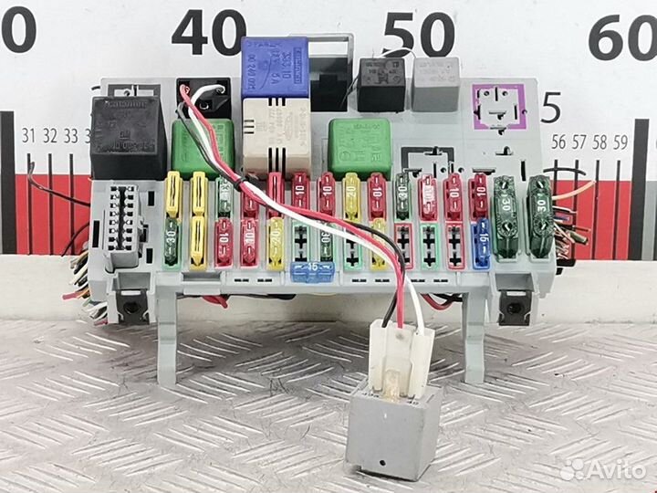 Блок предохранителей Opel Astra F рест. 1997